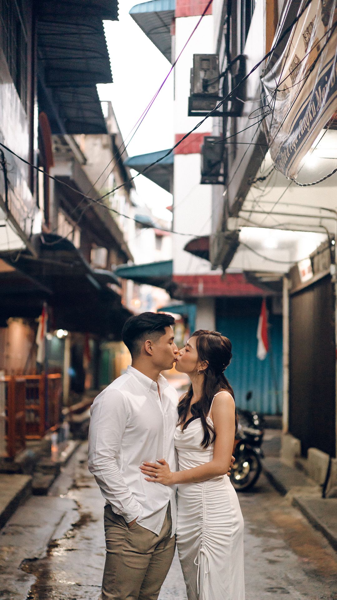 Discover Hidden Alleys